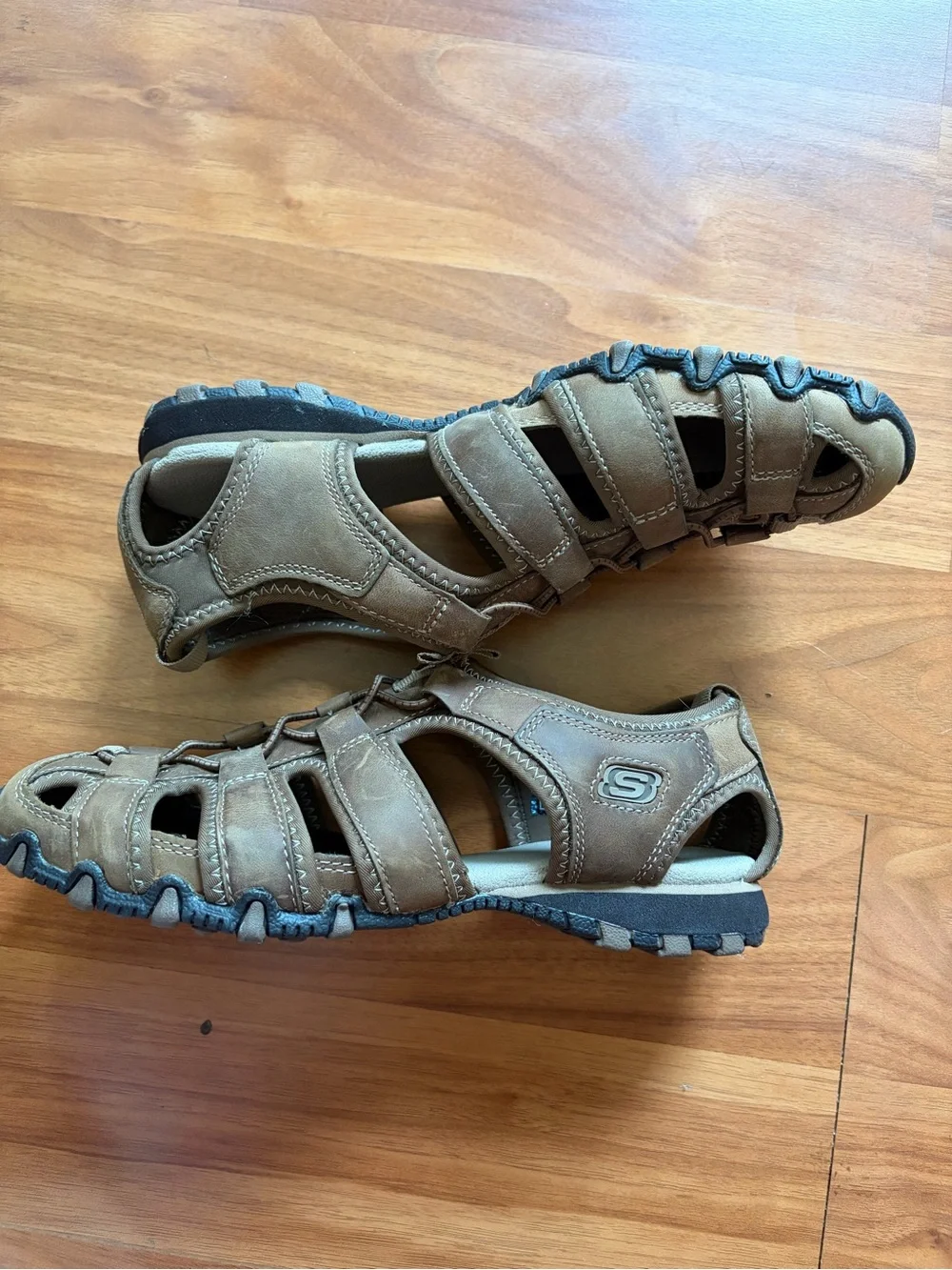 Skechers Women’s Brown Closed-Toe Sport Sandals - Brand New